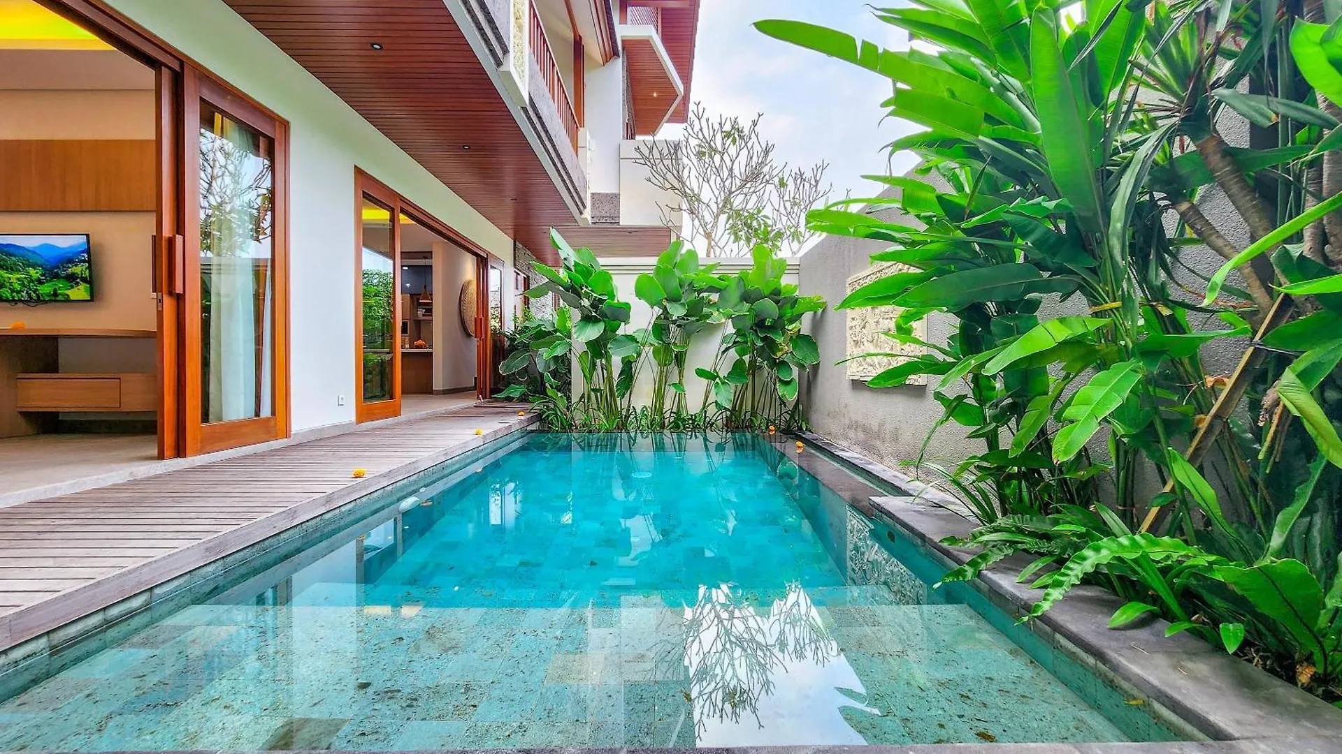 Villa Casa De Gracia Sanur Beach By Nagisa Bali